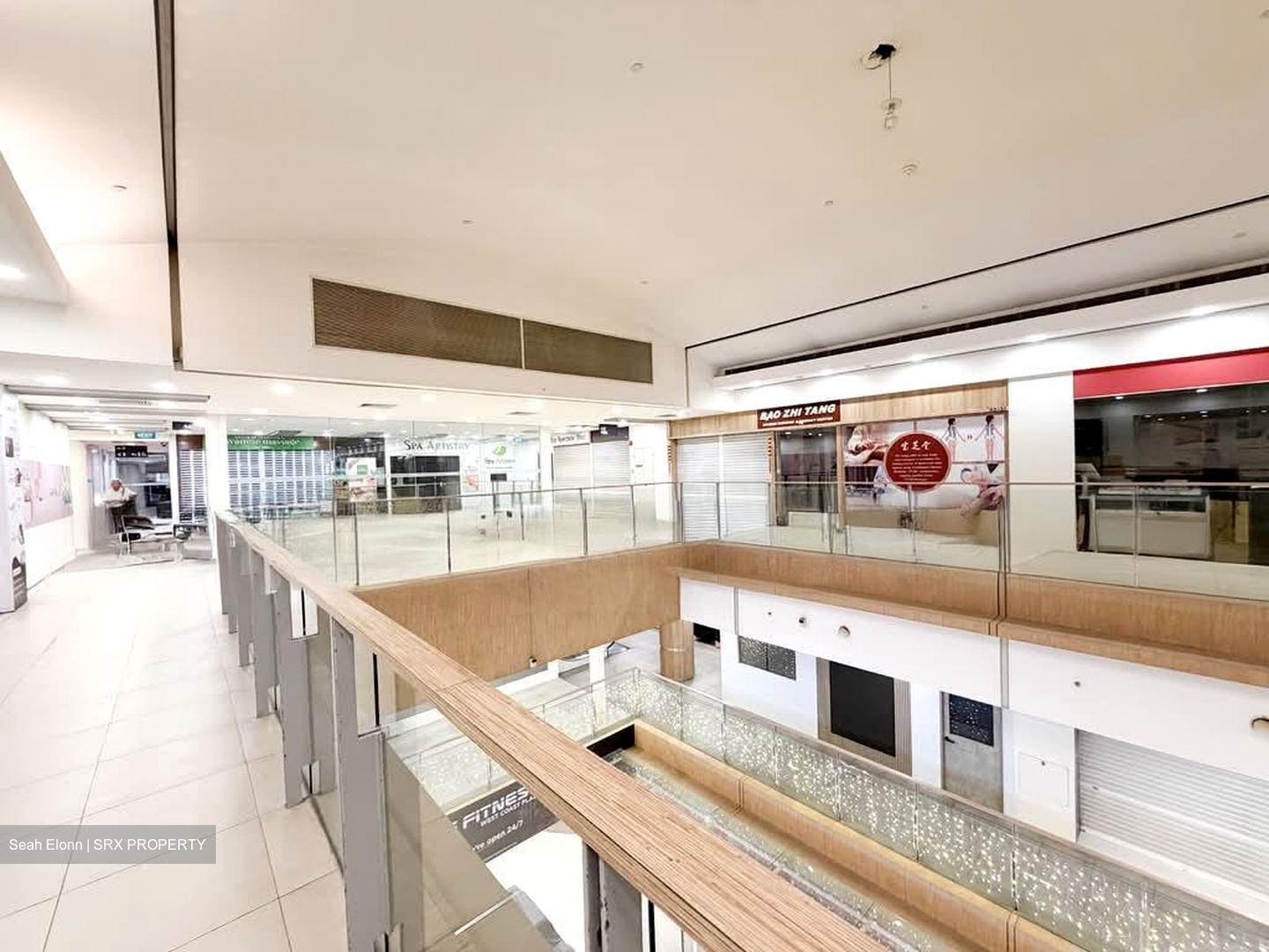 West Coast Plaza (D5), Retail #605336911